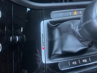 Volkswagen Golf VII kombi 2.0tdi 4x4 SOUND WEBASTO - 12