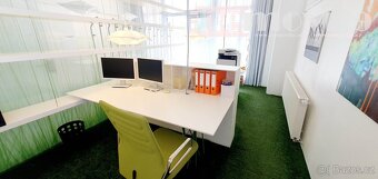 Exkluzivně nabízíme na pronájem kompletně vybavenou luxusní  - 12