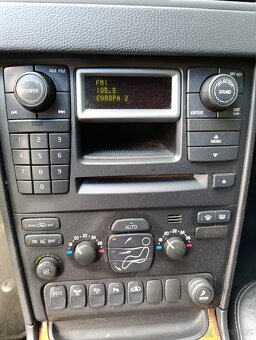 XC90 120kW AWD nízký nájezd, po servisu - 12