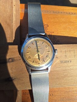 Doxa Swiss Vintage - 12