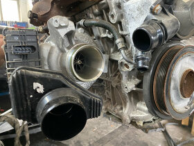 BMW MOTOR N57N D30A 190KW F10 F11 F15 F07 F25 69700KM - 12