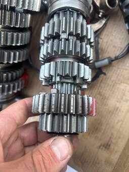 Prevodovka na dily na Suzuki Gsxr 1000 05-06 - 12