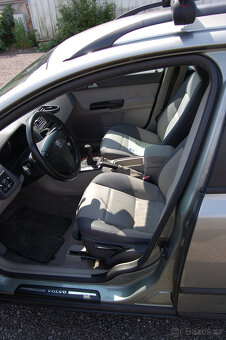 Volvo V50 2.0d - 12