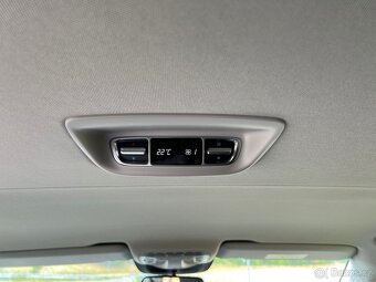 Mercedes-Benz V300d 4MATIC - 12