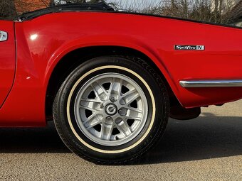 Triumph Spitfire 1500 - 12