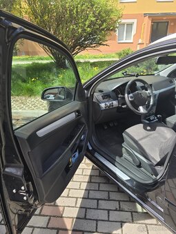 Opel Astra H 1.9cdti 110kw - 12
