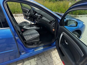 Renault Laguna III 2.0dCi 110Kw 4Control - Navi - 12