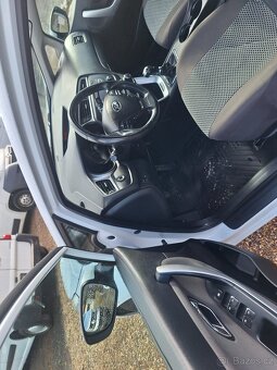 Kia Ceed 1.4 Crdi combi rv.2015 - 12