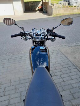 YAMAHA SR400 - 12