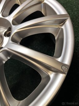 5x114,3 R17 Originál Alu Mazda CX - 12