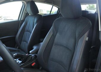 Mazda 3 2.0L 120 SKYACTIV-G - 12
