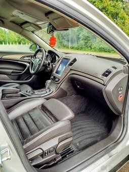Opel Insignia 2.0CDTI 96kW AUTOMAT 2010 STK ¹⁰/27 NAVI,KŮŽE - 12