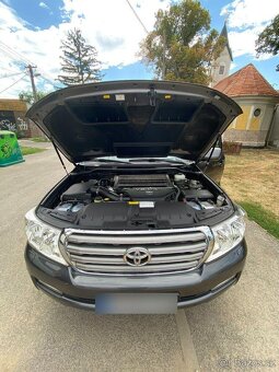 land Cruiser lc200, j200 4.5 V8 top stav, 242t km - 12