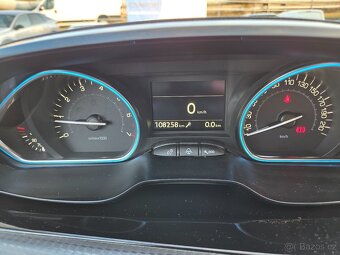 Peugeot 2008 1.2 PT 110 ALLURE MAN6 - 12