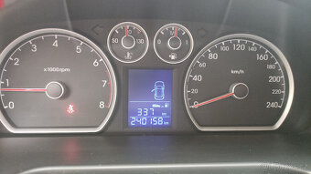 Prodám Hyundai i30CW 1,6 Kombi 93kW/125PS LPG - 12
