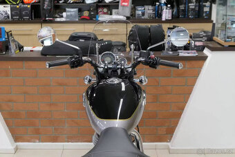 Royal Enfield Meteor 350 Aurora Black - 12
