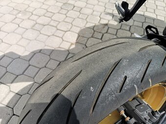Yamaha YZF-R7 60th r.v.2022, nové v ČR, najeto jen 6.815 km - 12