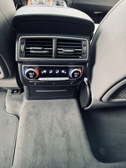 Audi Q7 3.0 TDI S-Line QUATTRO 200 кВт - 12