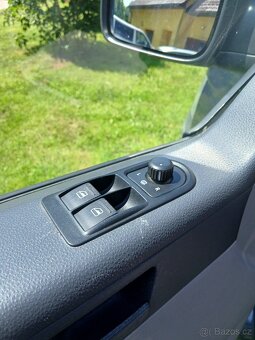 Volkswagen Transporter T5 - 12