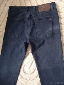 Pánské džíny zn.Burberry vel. 32/34 - 12