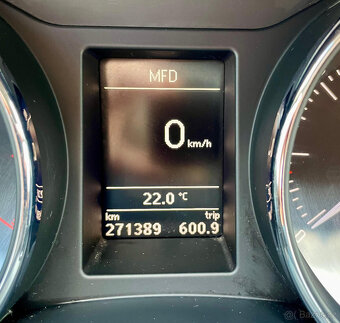 Škoda Superb, 2.0 TDi 125kw DSG TOP výbava - 12