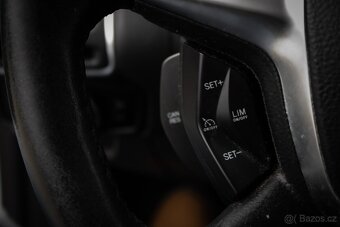 Ford Focus Kombi 1.0 SCTi 125k Trend / AJ NA SPLÁTKY - 12