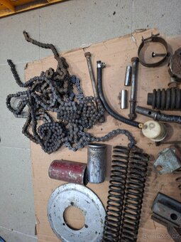 Jawa kyvacka 175, 250 - nahradni dily - 12