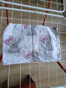 Taška,zavinovačky,spací pytle,povlečení,mantinel - 12