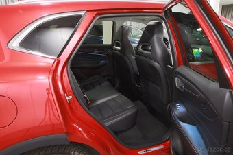 MG EHS PHEV Luxury 1.5 190kW AUT. / Záruka 2 roky - 12
