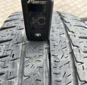 Alu 6x16 5x118 ET68 pneu 225/75/16 116Q - 12