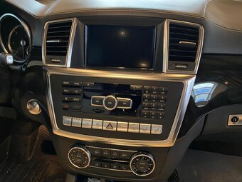 Mercedes-Benz GL 350 AMG BLUETEC 4MATIC - 12