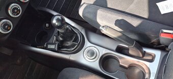 Mitsubishi Outlander, 2.0 DI-D - 12