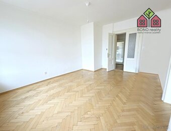 Pronájem 3+1, OV, cihla, balkón, lodžie, rodina, ateliér, ji - 12