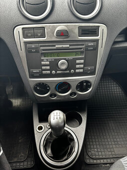Ford Fusion 1.4TDCi 50kW, RV 2010, Klima, ALU - 12