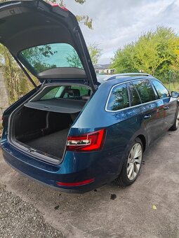 Škoda Superb 2.0 TDI Style Manuál 2017 tažné - 12