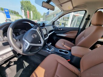 Dongfeng DF 6, 4WD AT MID - 12