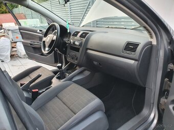 VW  Golf V.  Trend 1.6/75kw - 12
