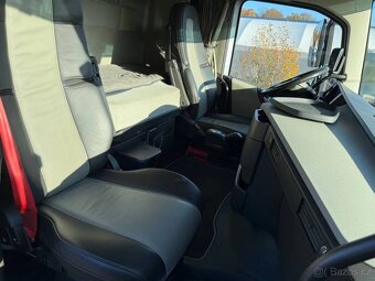 Volvo FH540 6x4 tahač - 12