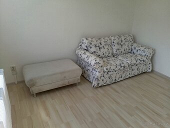 Byt 2+1 s balkónem - ideální pro pár - 12