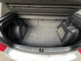 ŠkodA FABIA II 1.2 HTP / 90t km / TOP STAV, sleva - 12