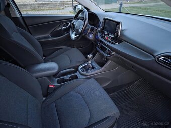 Hyundai i30 combi, 1.6 CRDi, 85 kW, Smart+, ČR, DPH - 12