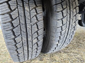 Iveco Daily 3-stranný sklápěč 3.0L M6 - 7 místne - 12