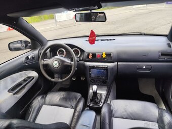 Octavia 1.8t 132kw rs manuál - 12
