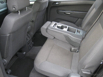 Opel Zafira B 1,8 2x kola Xenony Servis kniha Nové rozvody - 12