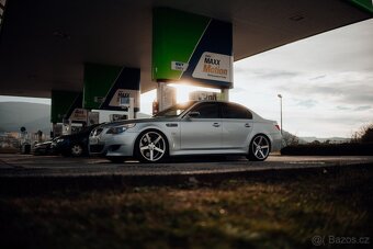 BMW M5 e60 V10 SilverStone II - 12