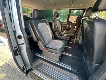 VW Multivan 6.1,110kW,DSG,Alcantara,DPH,kamera, - 12
