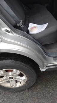 Kia Sorento 2,5 CRDi 103 kW,  4x4 - 12