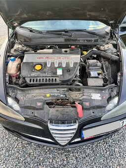 Alfa Romeo 147 1.9 jtd - 12
