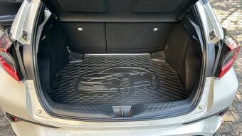 Toyota C-HR 1.8 hybrid 2018 Selection 85tis. Km - 12