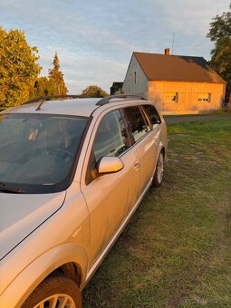 Ford Mondeo ST220 - 12